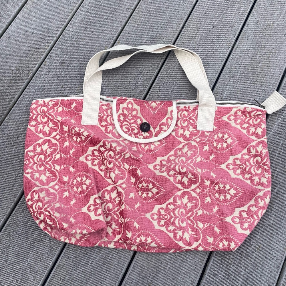 CAbi Pink Cream Chenille Fabric Purse Tote Bag Carpet bag RARE! - Picture 2 of 5